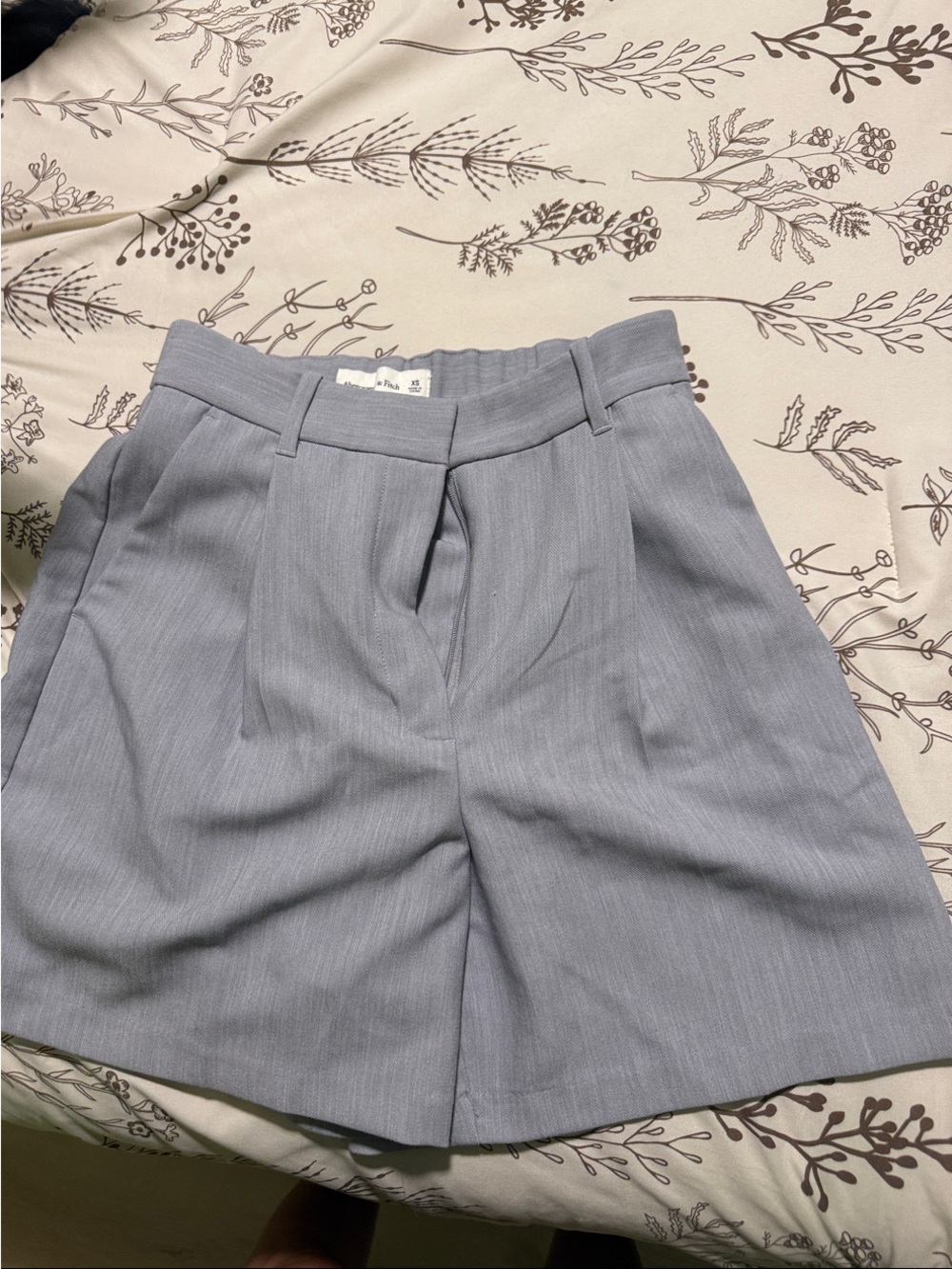 Abercrombie & Fitch Light Gray High-Waist Tailored Womens Shorts
